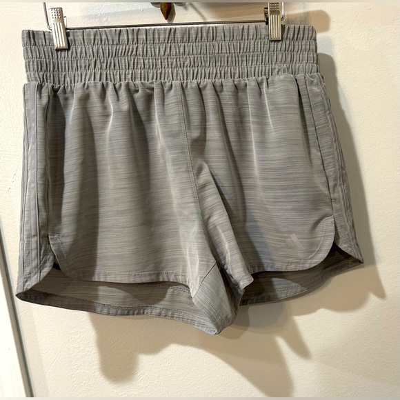 Adidas Gray Athletic Shorts with Elastic Waistband & tie inside pocket size L - Picture 1 of 8